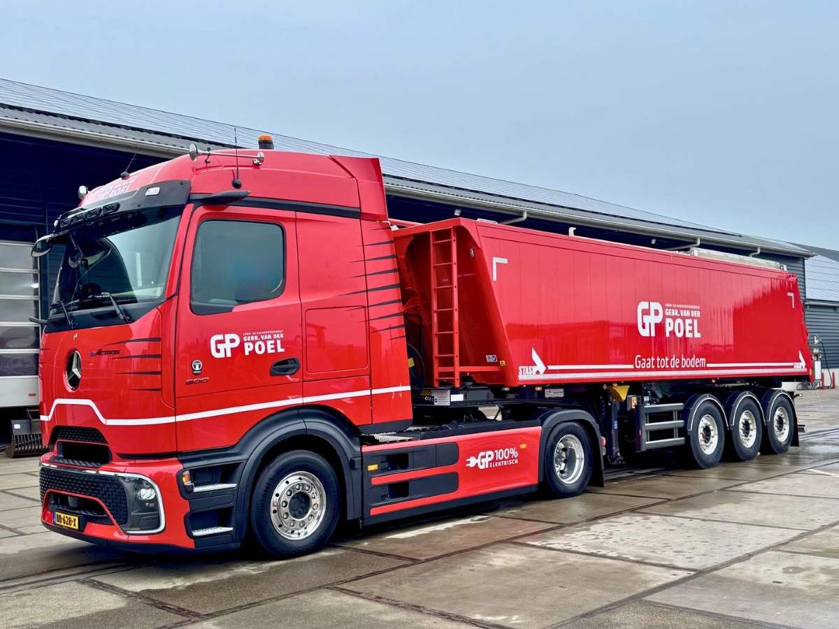 Nieuwe elektrische Mercedes-Benz eActros 600 in gebruik