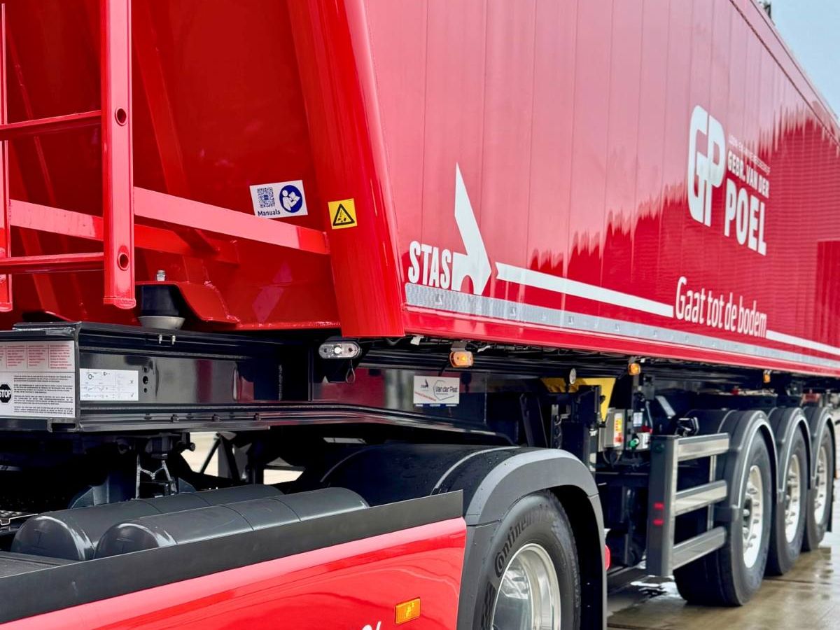 Nieuwe elektrische Mercedes-Benz eActros 600 in gebruik